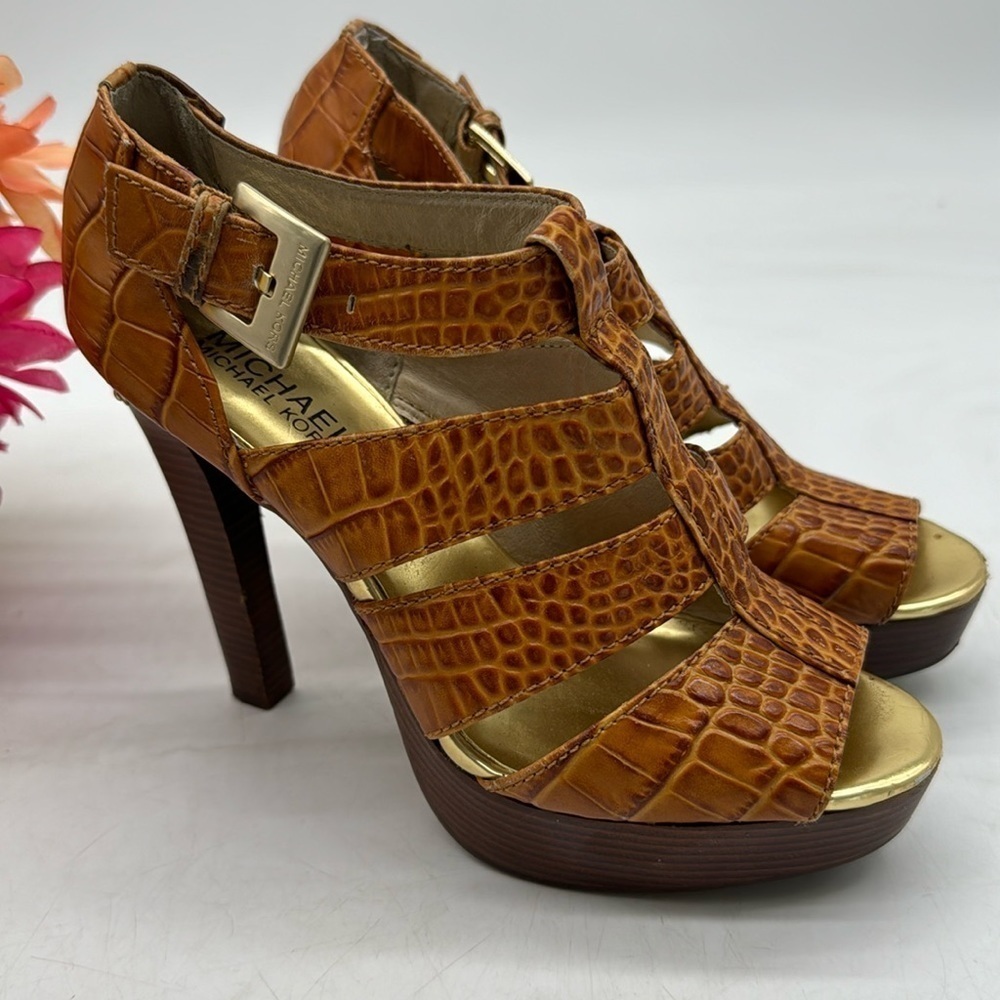 Michael Michael Kors Tan Snakeskin Embossed Peep Toe Sandals Heels Size 6